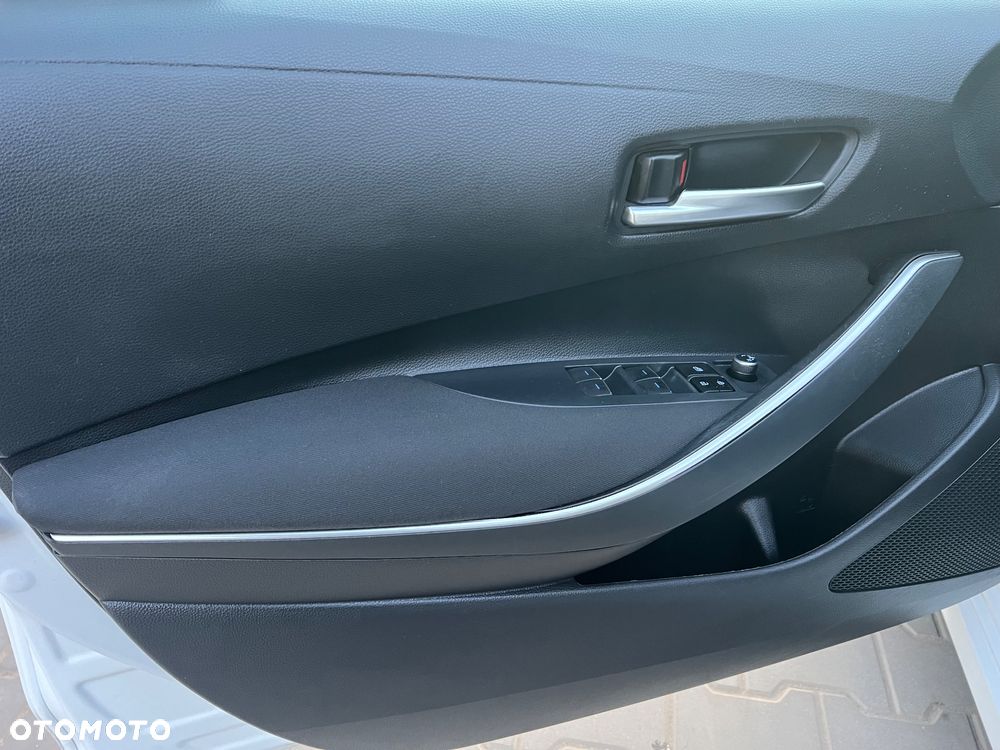 Toyota Corolla 1.8 Hybrid GPF Comfort - 13