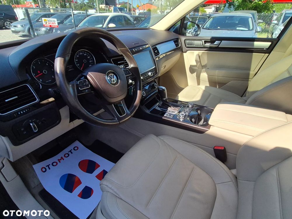 Volkswagen Touareg 3.0 V6 TDI BMT Business Line - 26