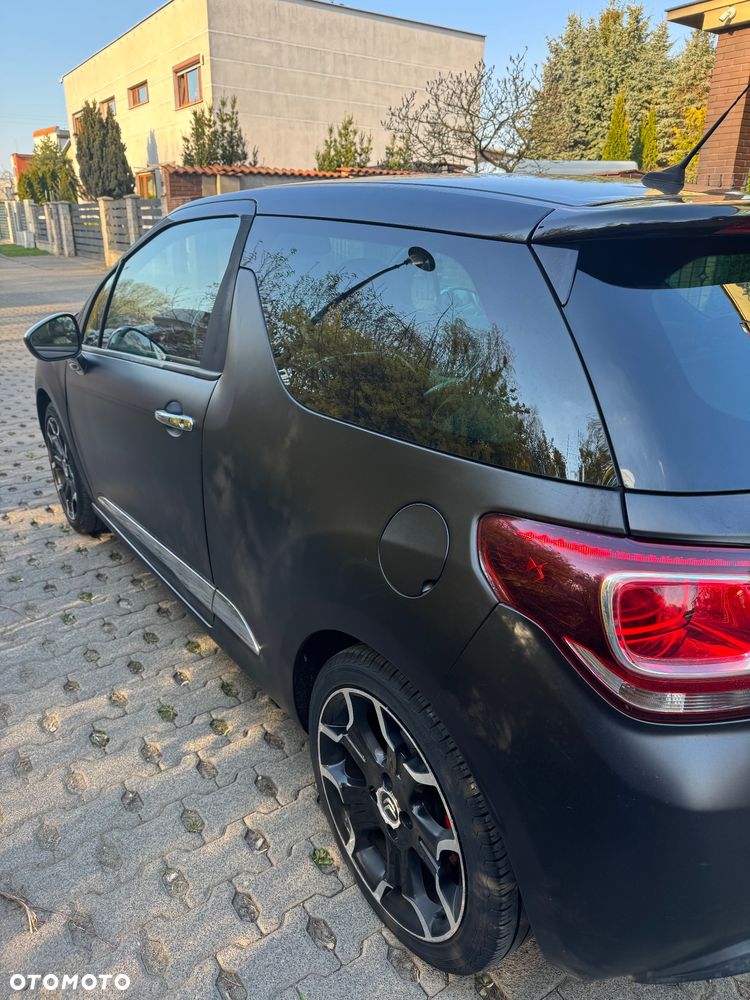 Citroën DS3 HDi 110 FAP SportChic - 9