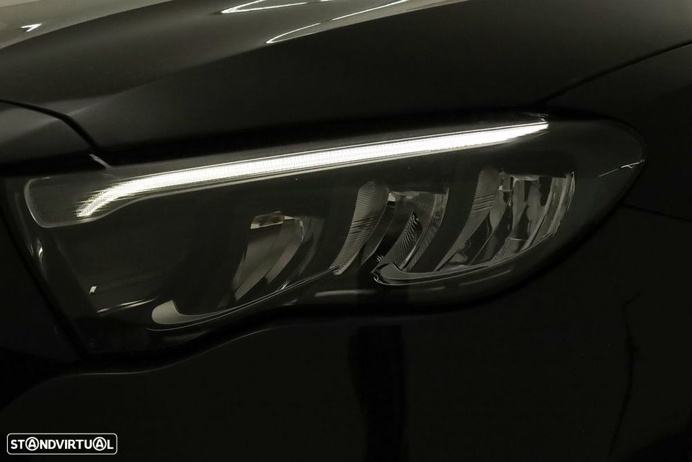 Mercedes-Benz E 300 - 6