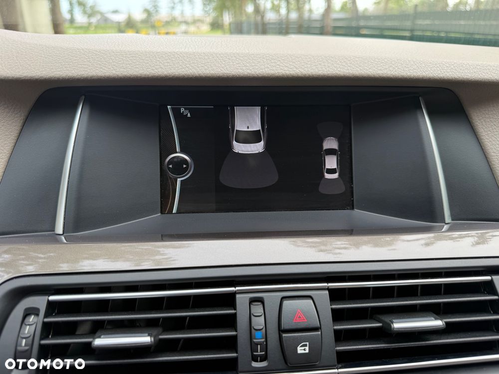 BMW Seria 5 525d xDrive Modern Line - 15