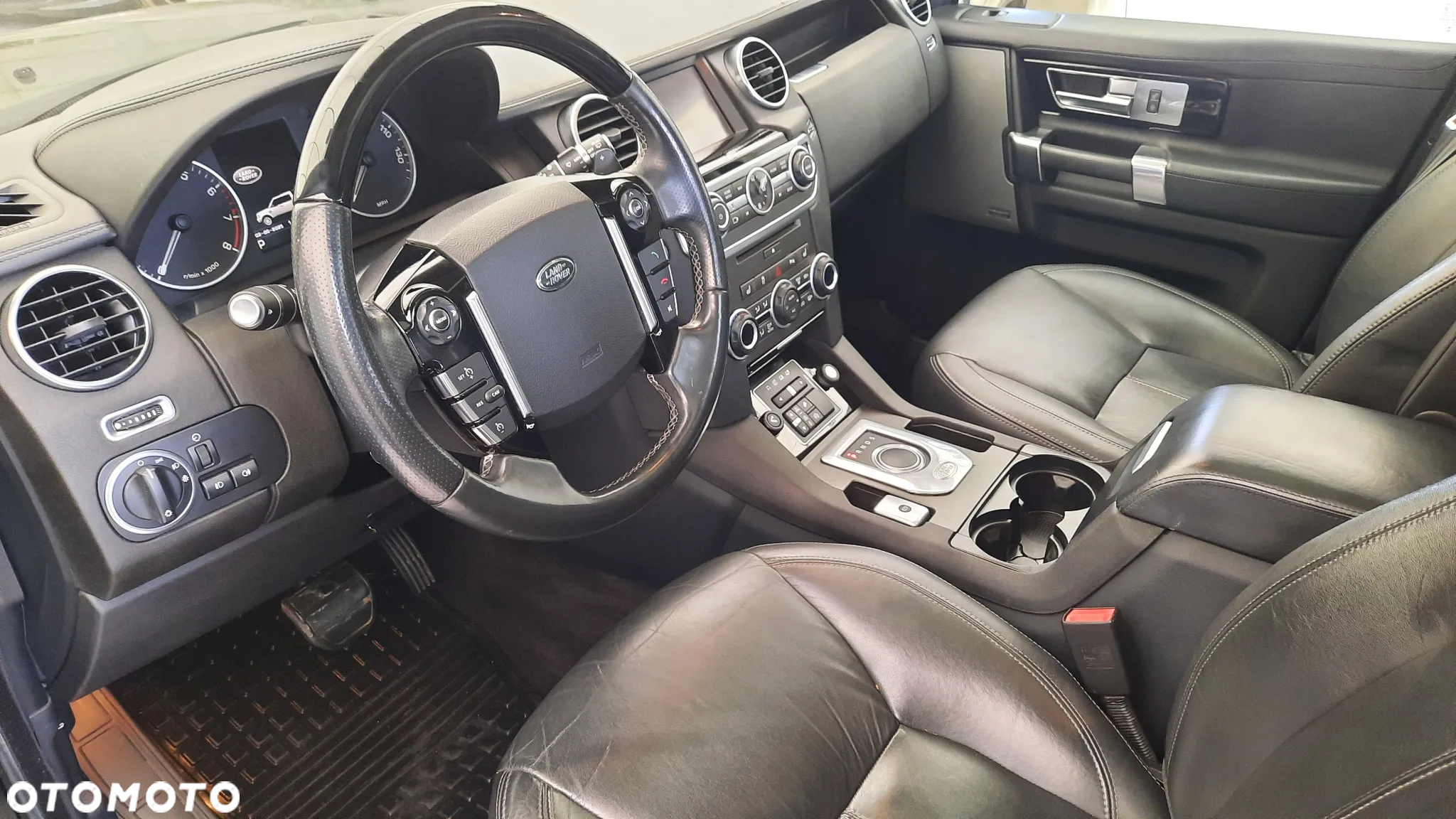 Land Rover Discovery IV 3.0 V6 SC Landmark - 5