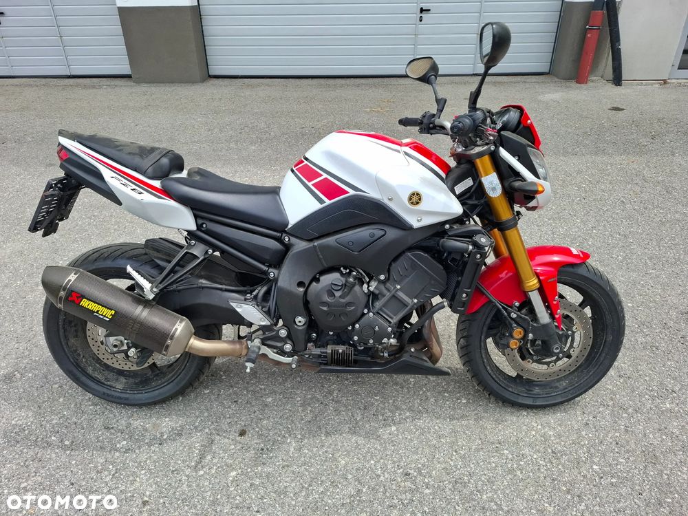 Yamaha FZ8 - 40