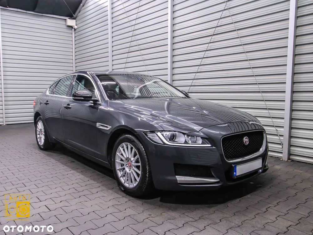 Jaguar XF E-Performance Portfolio - 7