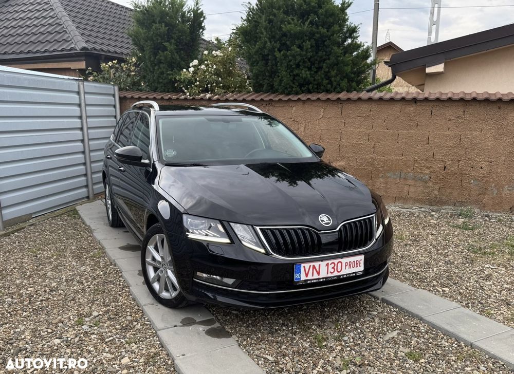 Skoda Octavia 2.0 TDI DSG Sport Edition - 1