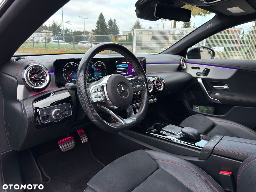 Mercedes-Benz CLA - 15