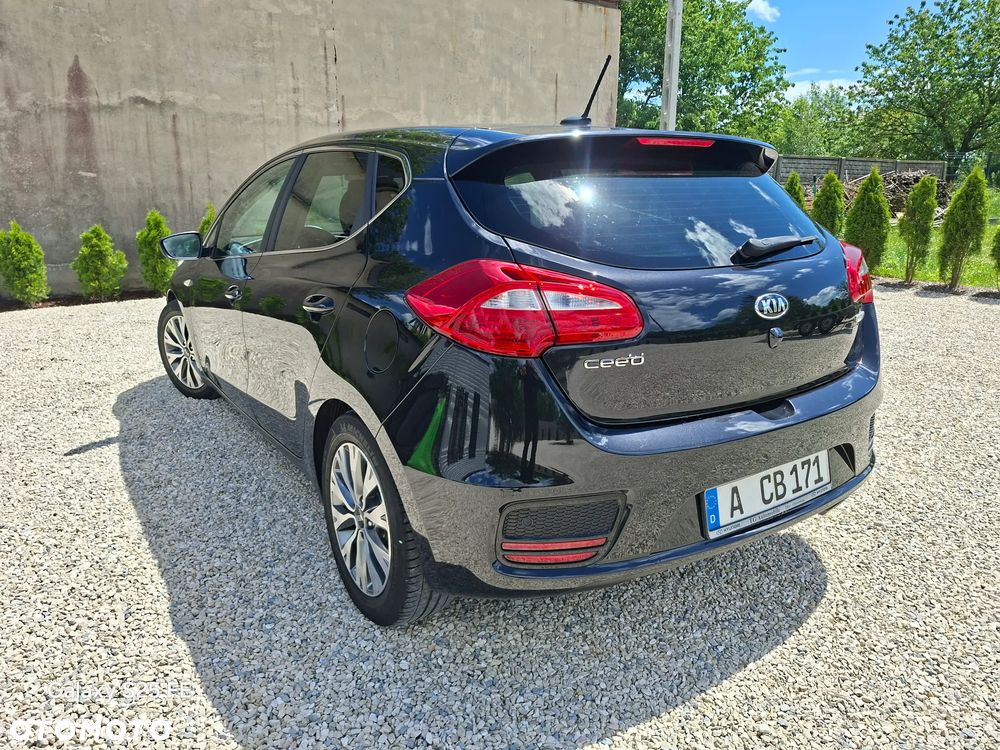Kia Ceed 1.6 GDI Platinum Edition - 2