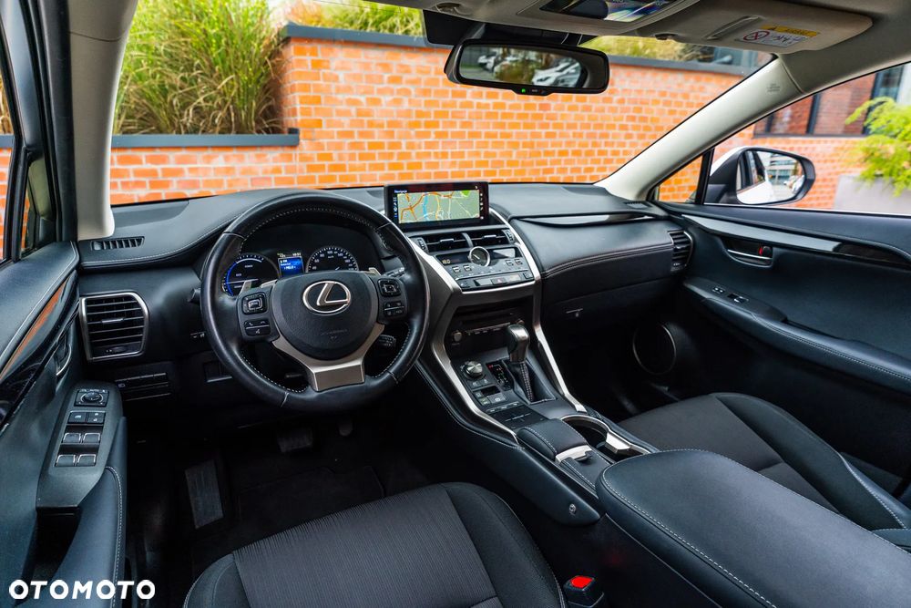 Lexus NX 300h Business Edition AWD - 5