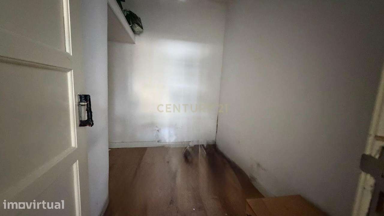 Loja com montra  em Queluz - Grande imagem: 5/7