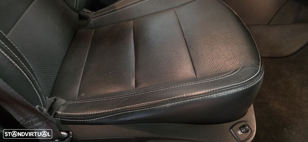 Renault Laguna 2.0 dCi Initiale - 15