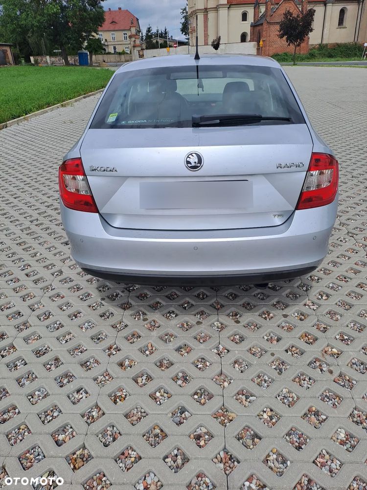 Skoda RAPID 1.2 TSI Active - 9