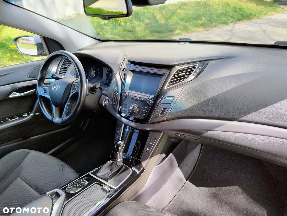 Hyundai i40 Kombi blue 1.7 CRDi DCT Style - 15
