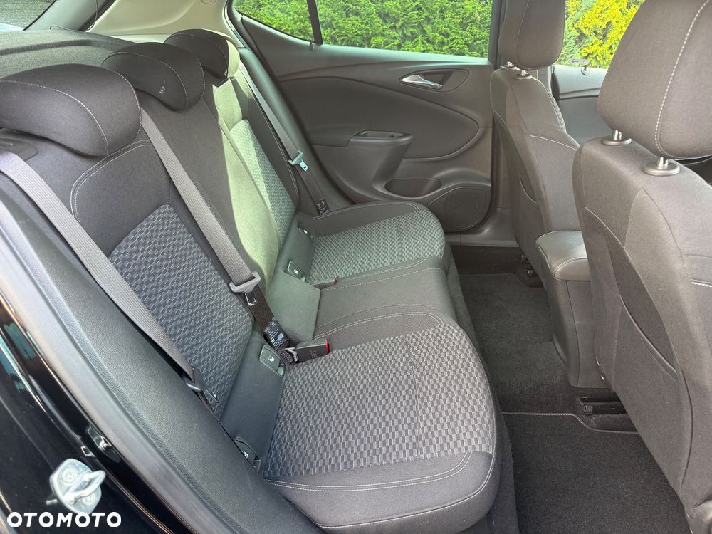 Opel Astra 1.4 Turbo Innovation - 8
