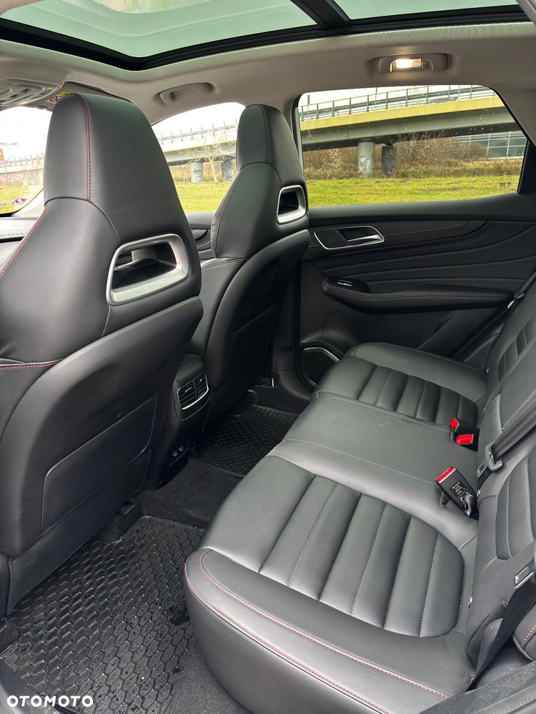 MG HS 1.5 T-GDI Exclusive DCT - 8