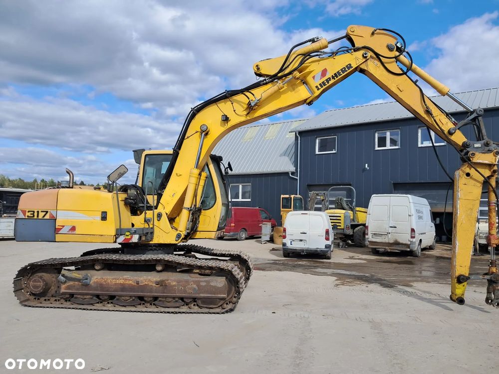 Liebherr R 317 - 5