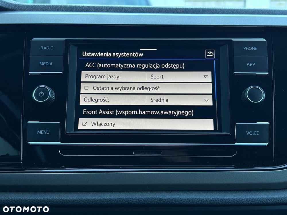 Volkswagen Polo 1.0 TSI Comfortline DSG - 29