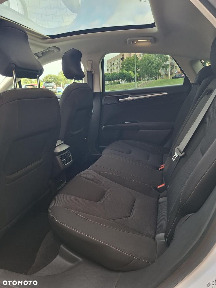 Ford Mondeo 2.0 TDCi STart-Stopp PowerShift-Aut Titanium - 13