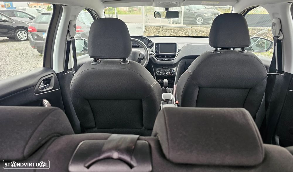 Peugeot 2008 PureTech 82 Active - 13