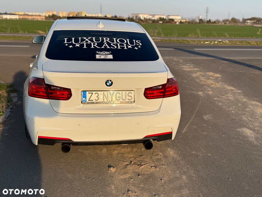 BMW Seria 3 335i xDrive Edition Sport - 7