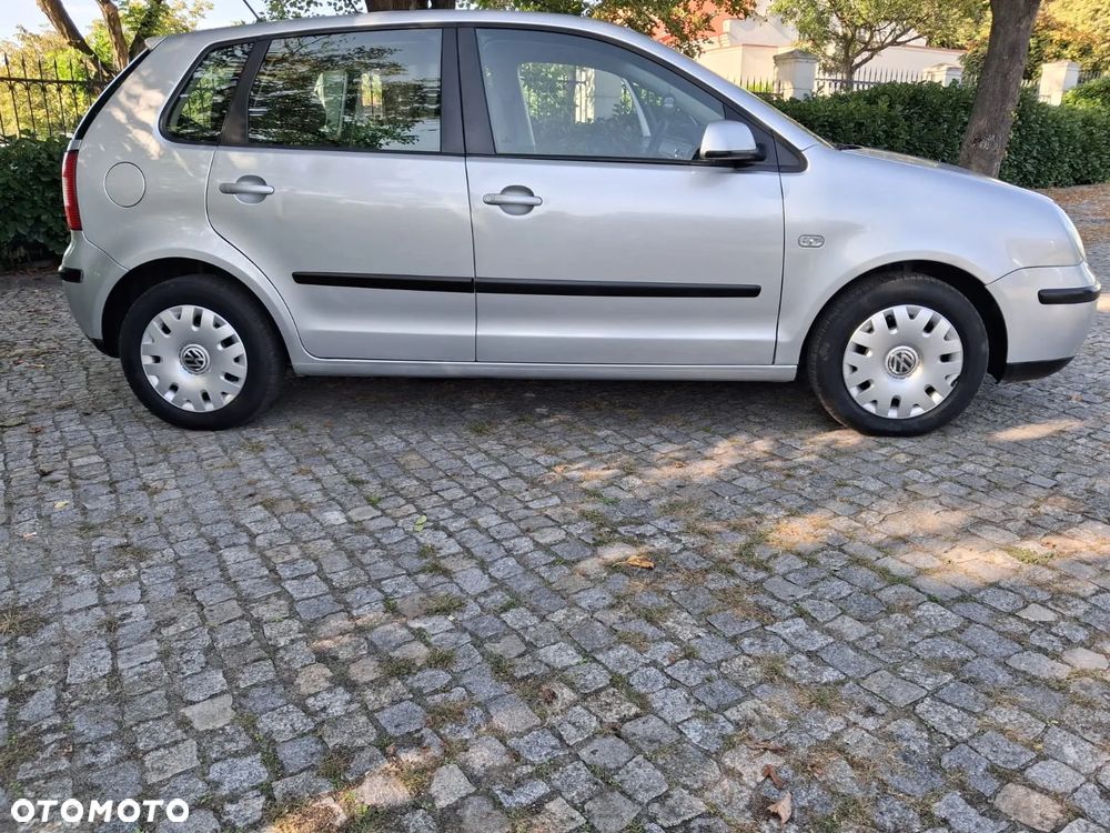 Volkswagen Polo - 9