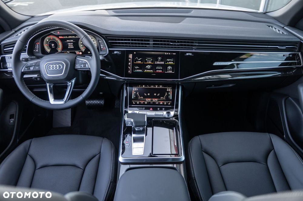 Audi Q8 - 21