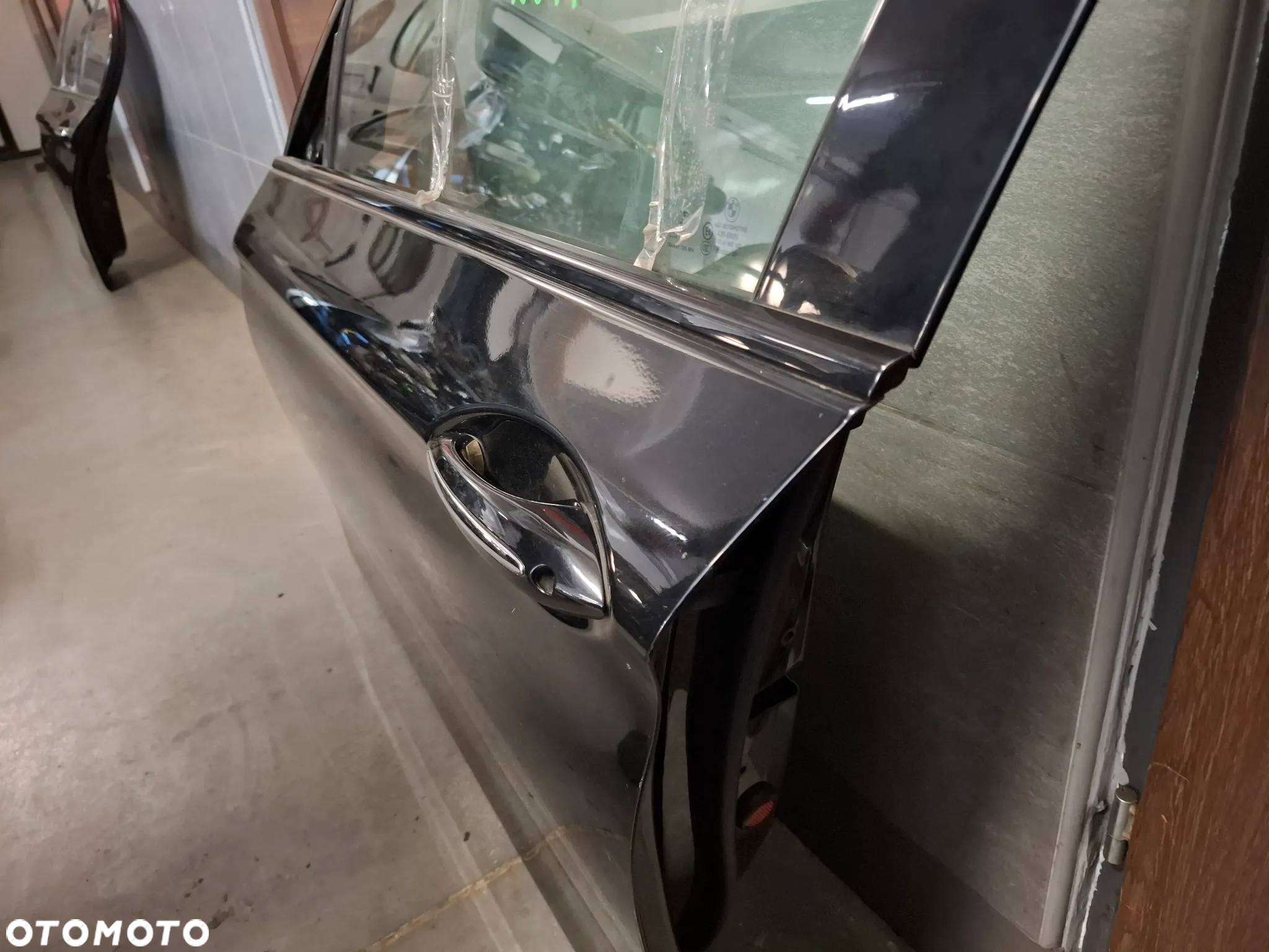 Drzwi lewy przód BMW 5 F10 - F11 rok 2014 lift kolor 668 - 4