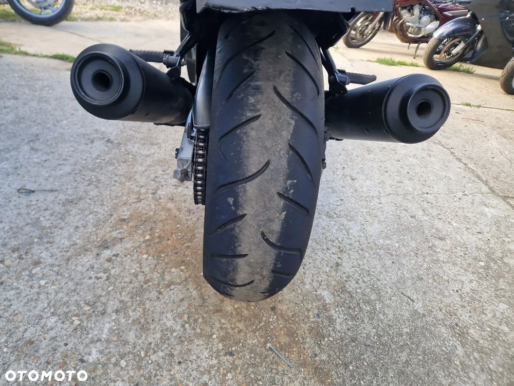 Honda CBR - 6