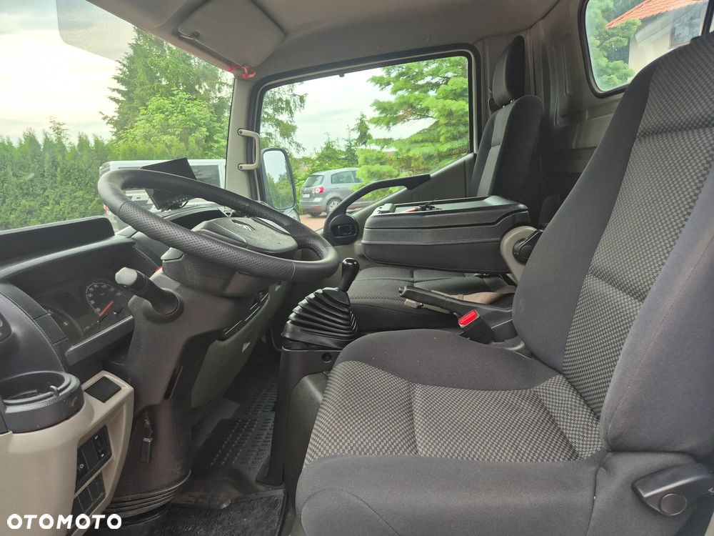 Renault Maxity - 22