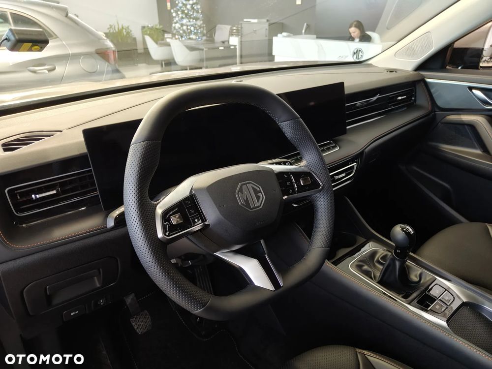 MG HS 1.5 T-GDI Exclusive - 14