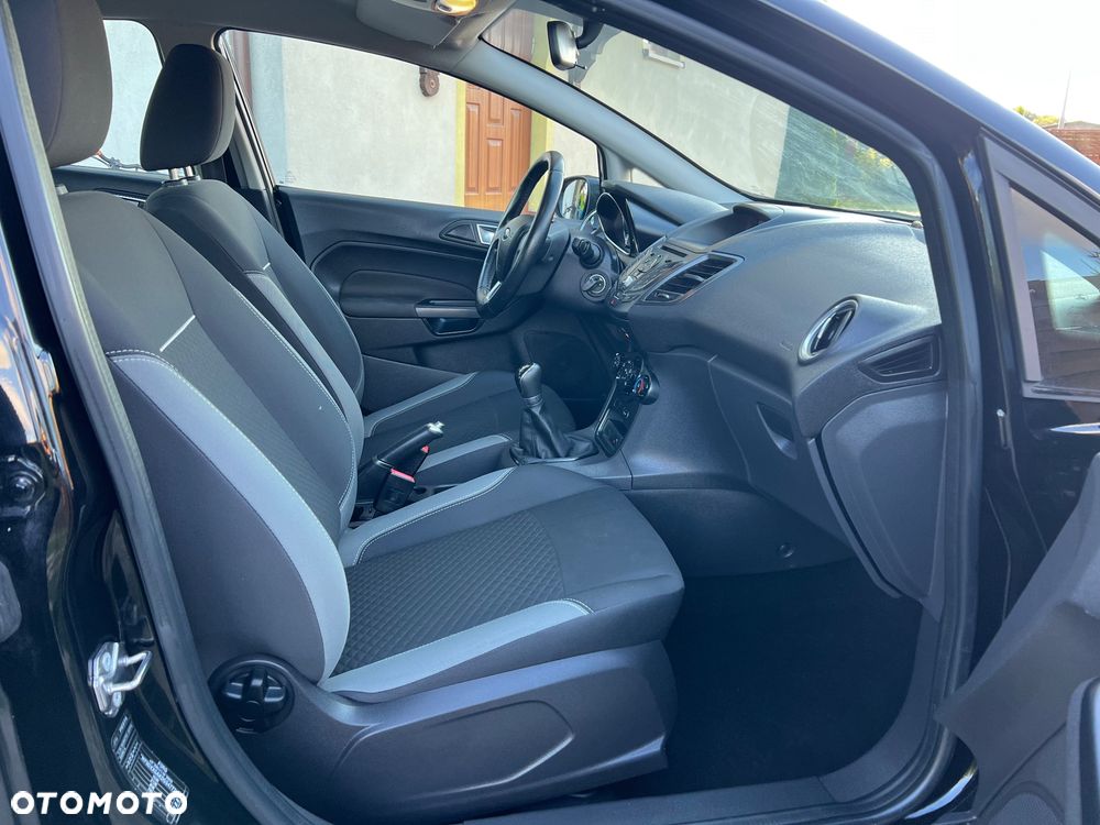 Ford Fiesta - 17