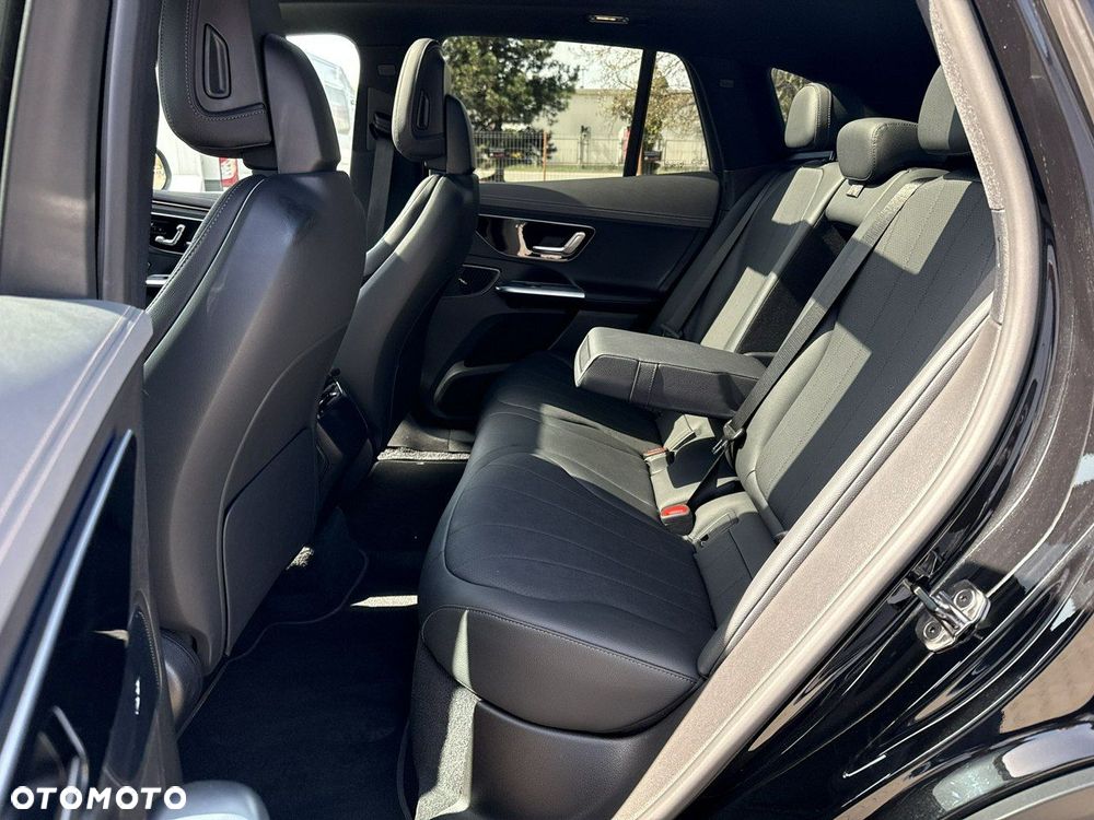 Mercedes-Benz EQE 350 89kWh 4-Matic AMG Line - 15