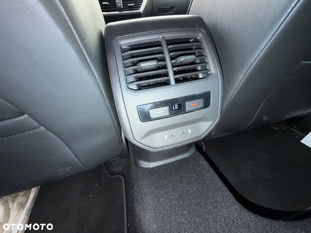 Seat Leon 2.0 TDI DPF DSG FR - 9