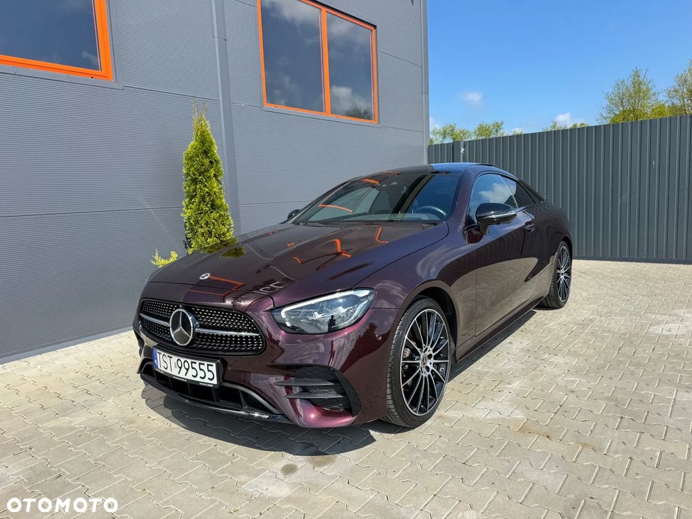 Mercedes-Benz Klasa E 300 d 4Matic 9G-TRONIC AMG Line - 1