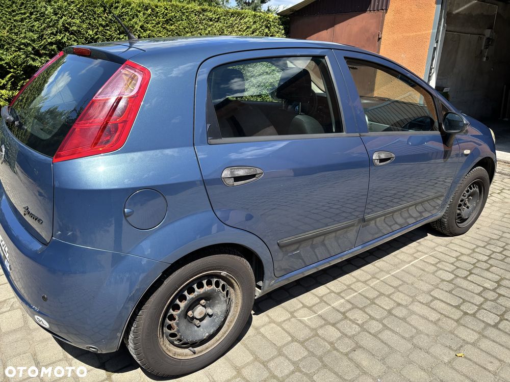 Fiat Grande Punto - 4