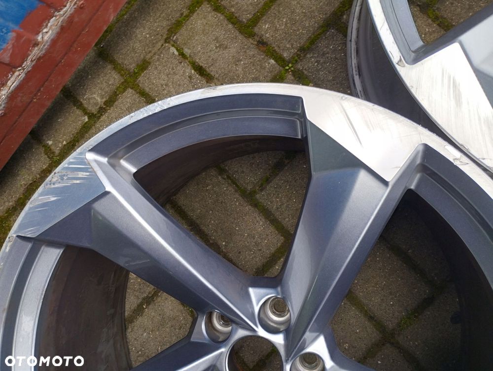 Felga Audi Q7 Q8 SQ8 10J 20 ET52 4M8601025M - 8