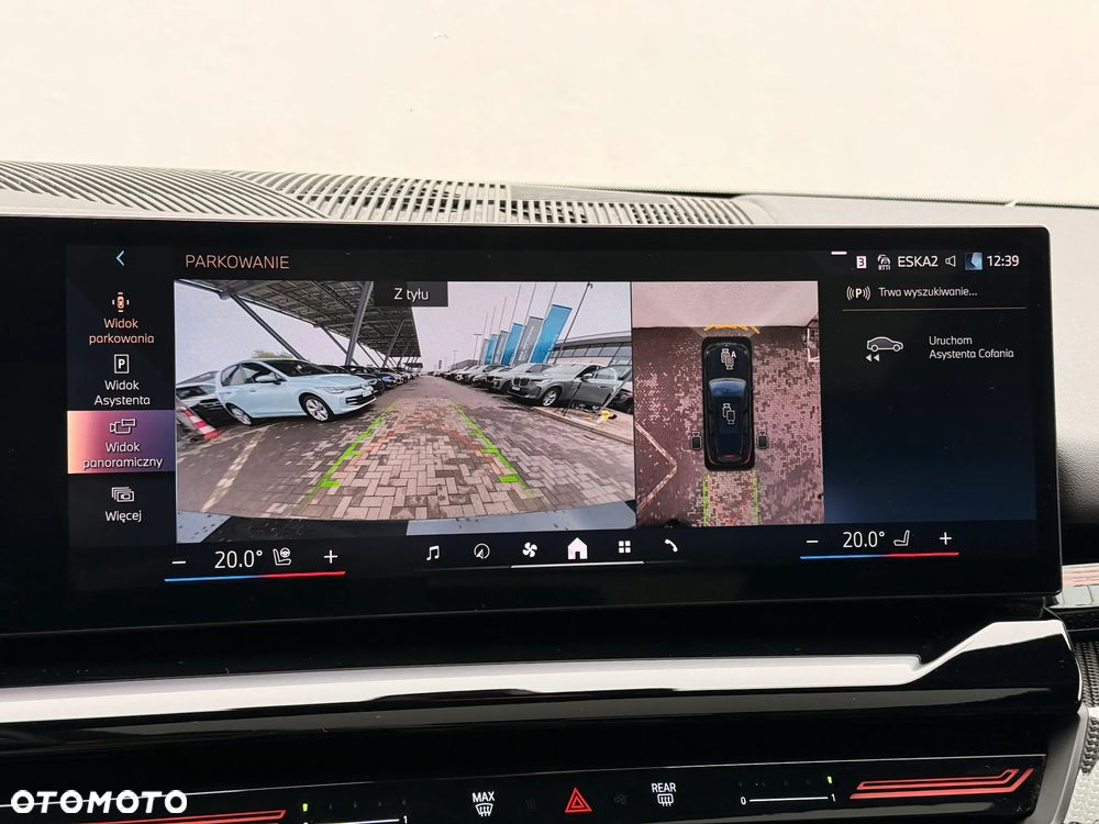 BMW Seria 5 520d xDrive - 38