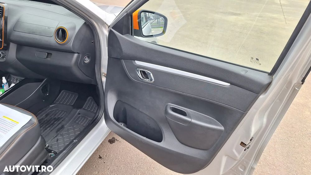 Dacia Spring ESSENTIAL - 12