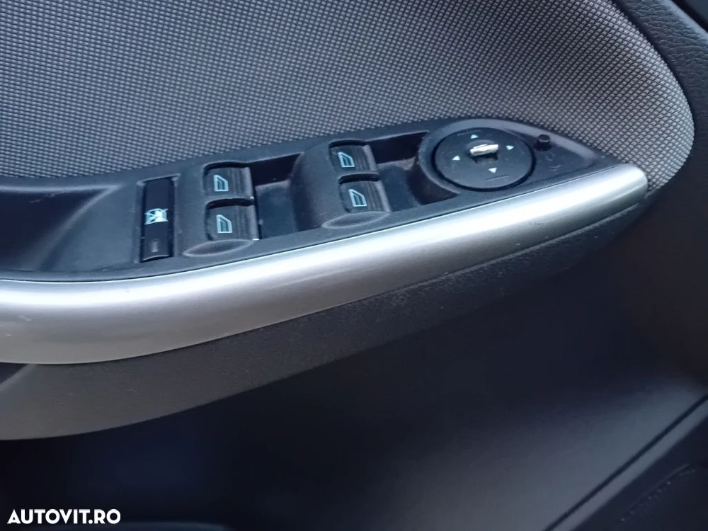 Ford Focus 1.0 EcoBoost Start Stop Sport - 13