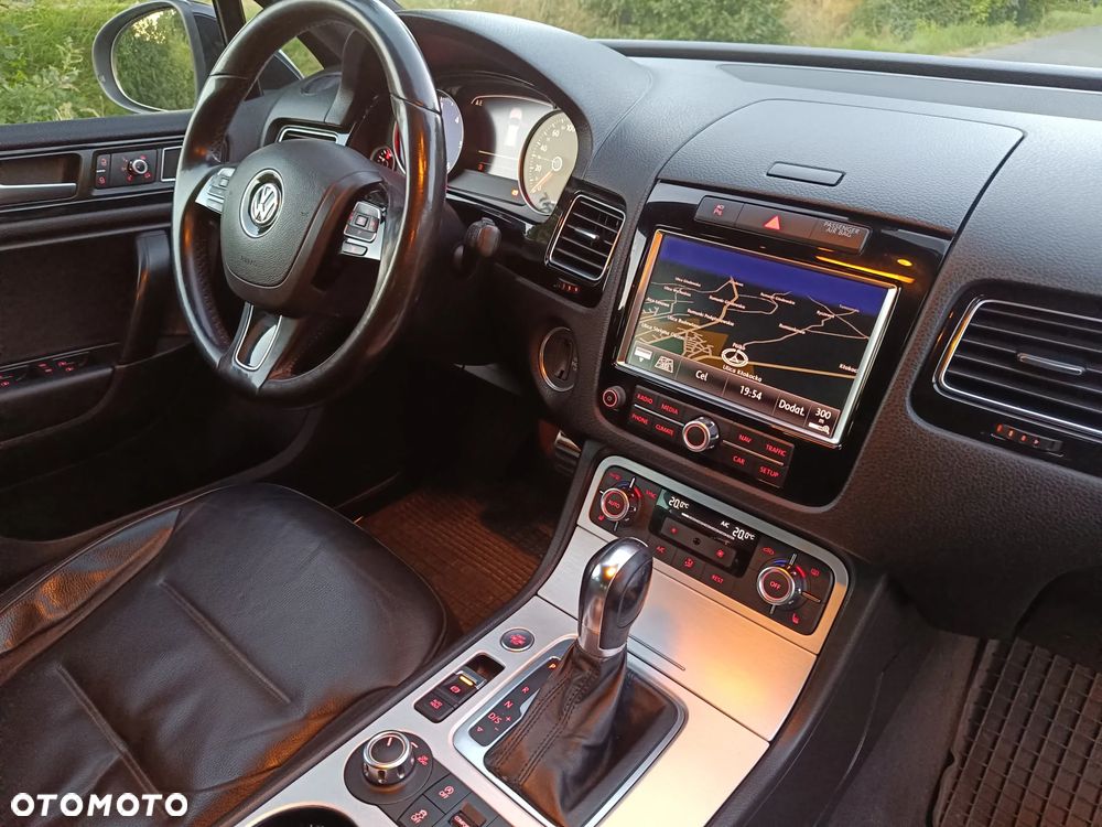 Volkswagen Touareg 3.0 V6 TDI SCR Blue Motion DPF Automatik Executive Edition - 27
