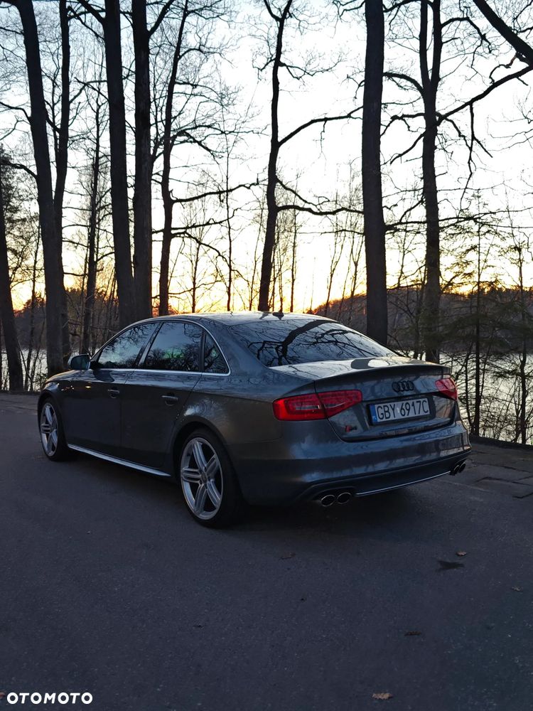 Audi S4 Limousine - 4