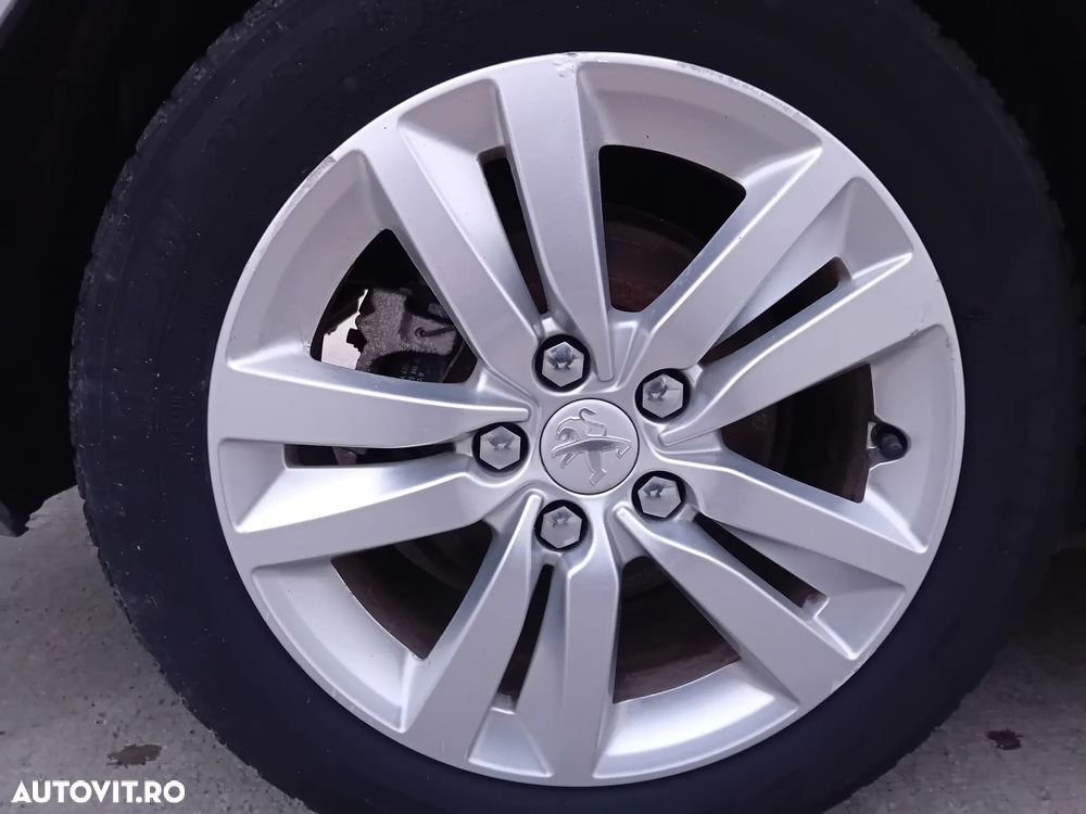Peugeot 308 PureTech 130 Stop & Start Style - 12