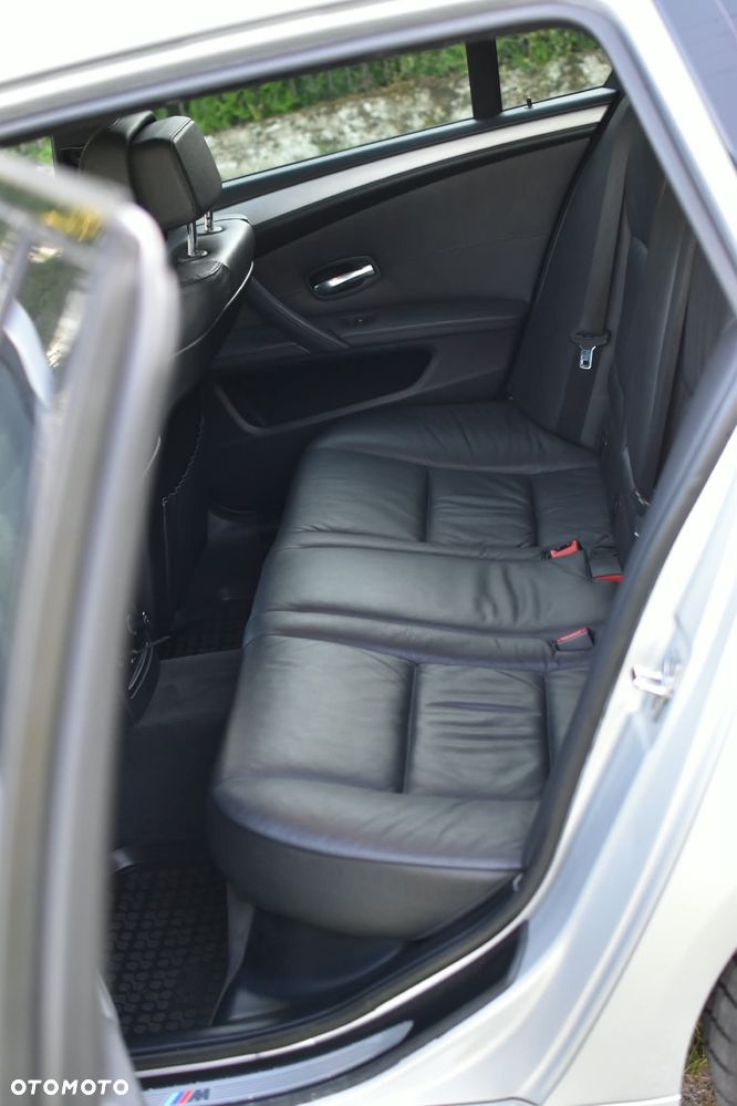 BMW Seria 5 530d - 11