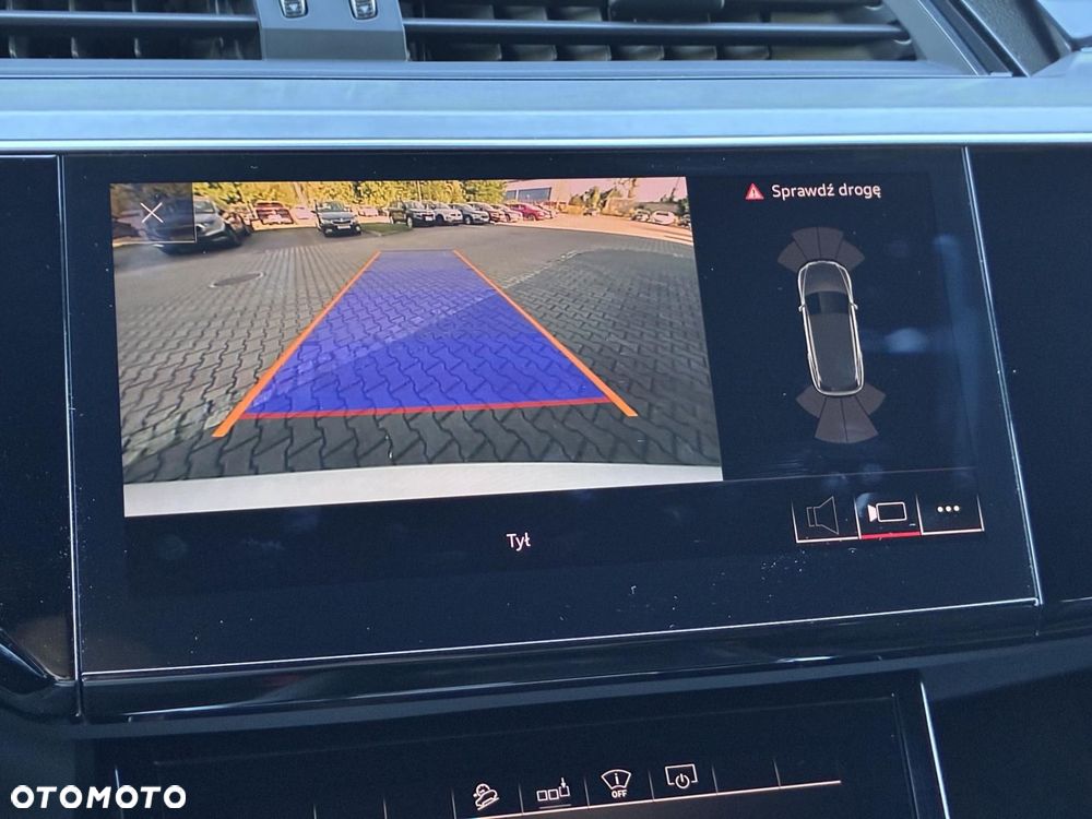 Audi e-tron 50 Quattro S Line - 29