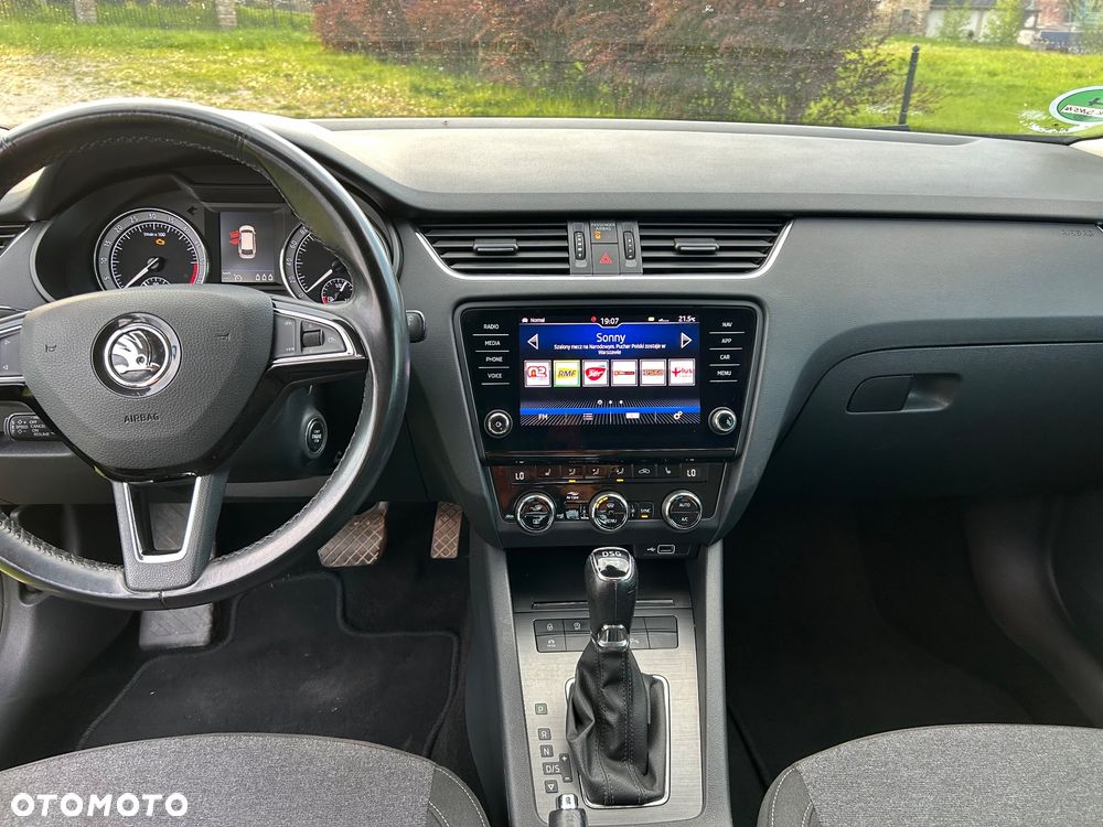 Skoda Octavia Combi 2.0 TDI DSG Soleil - 13
