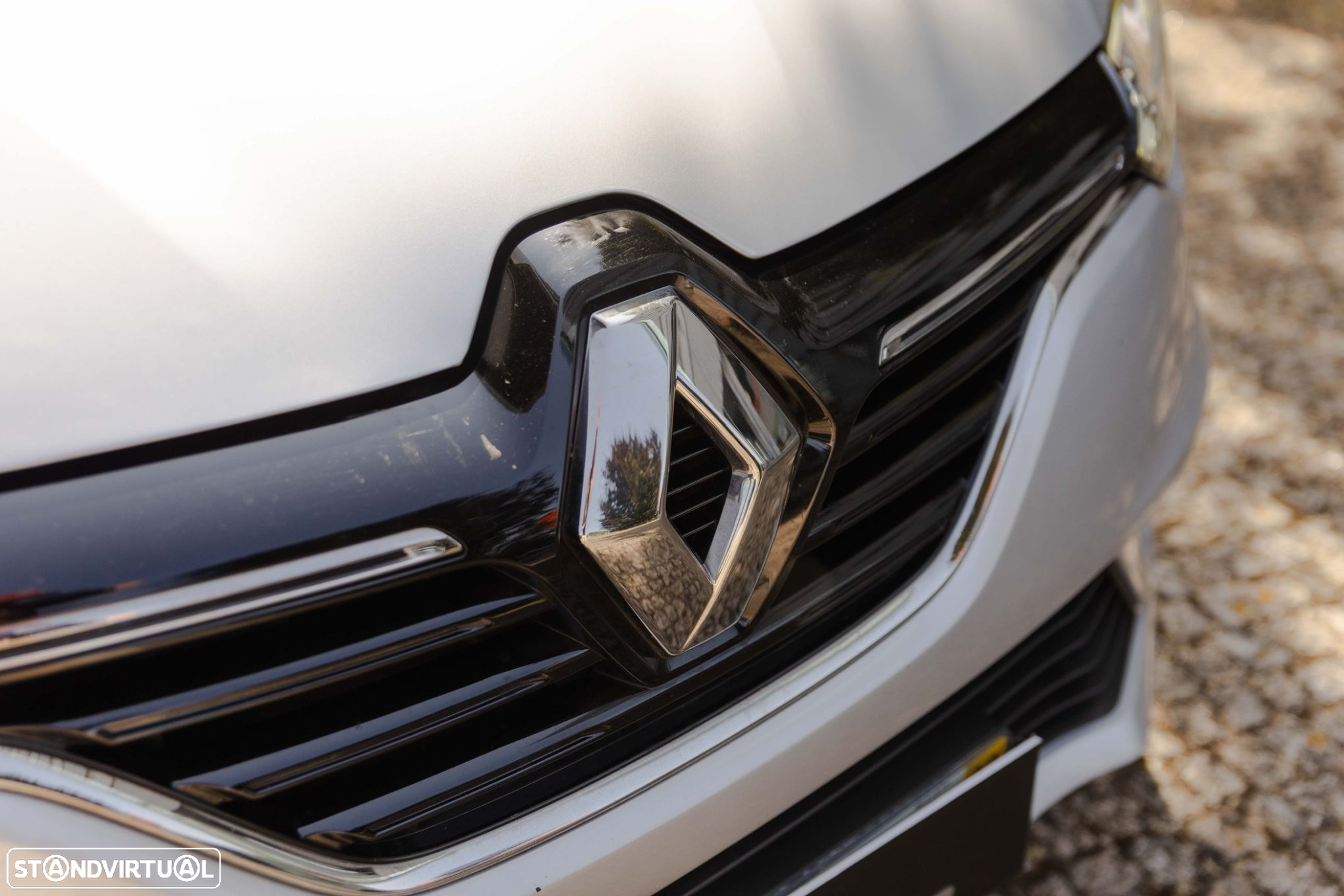 Renault Mégane 1.5 Blue dCi Limited - 8