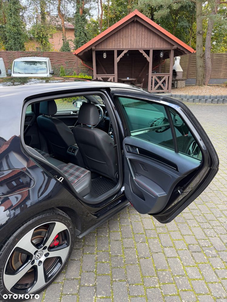 Volkswagen Golf 2.0 TSI BMT GTI Performance DSG - 27