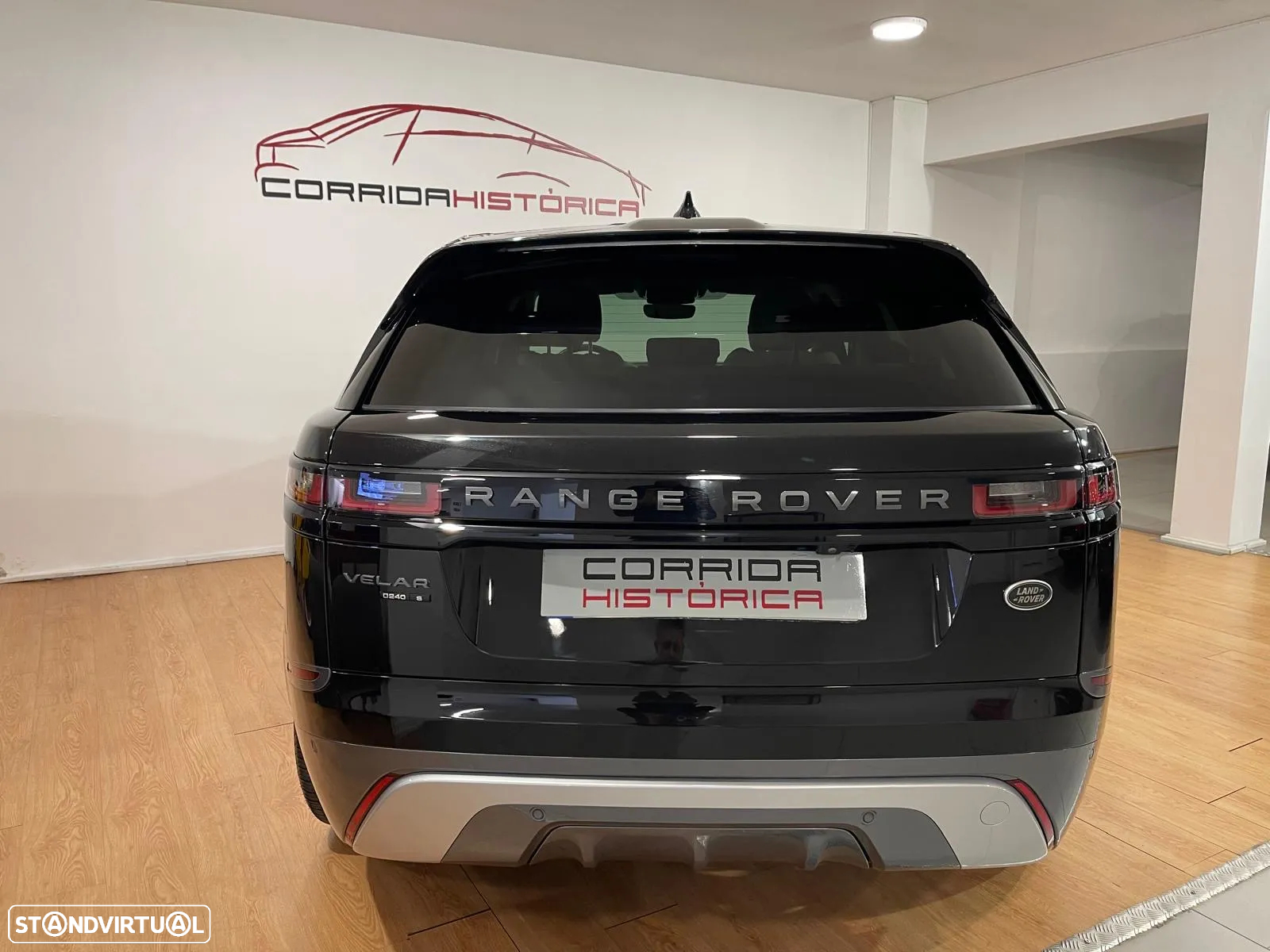 Land Rover Range Rover Velar 2.0 D R-Dynamic S - 32