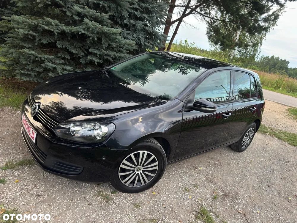 Volkswagen Golf - 22