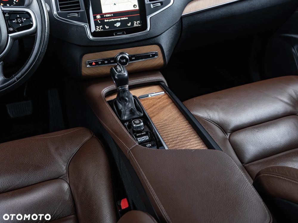 Volvo XC 90 T6 AWD Momentum - 21