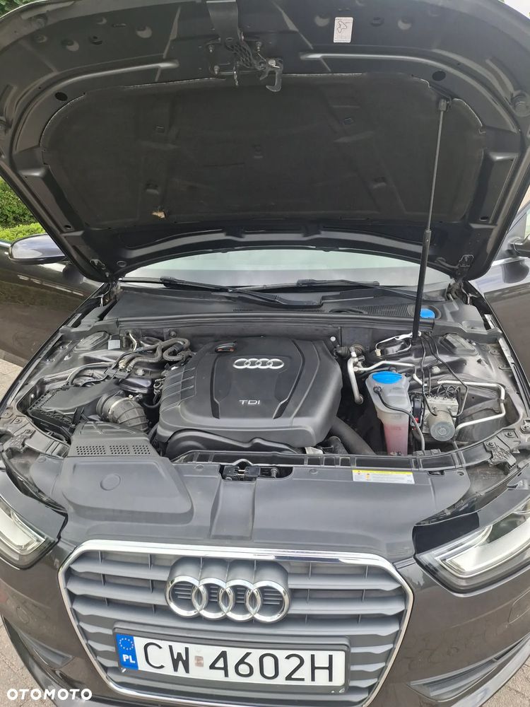 Audi A4 Avant 2.0 TDI - 9